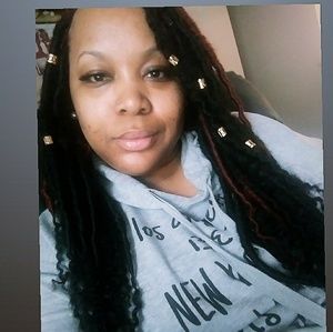 Meet your Posher, Delana